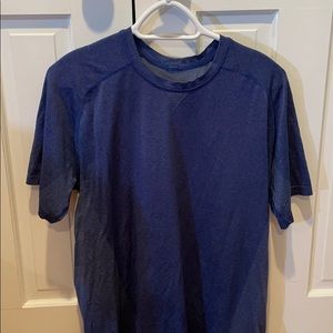 Men’s Lulu lemon t-shirt Blue Size L